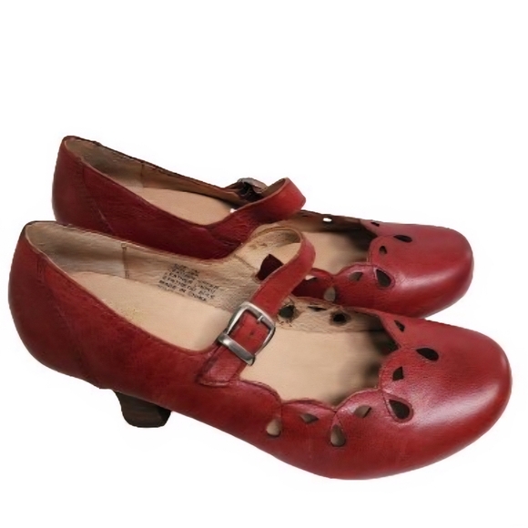 Crown Comforteur Chelsea Red Leather Mary Jane Pump Size 8M - Picture 1 of 8